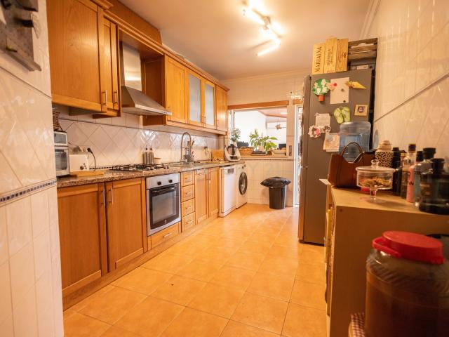 Apartamento T3 com terraço e garagem