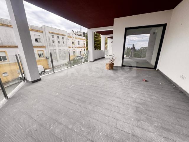 Apartamento,T3,com Terraço e Garagem,Palmela