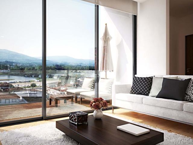 Apartamento T3 com terraço e jardim no centro de Ponte de Lima