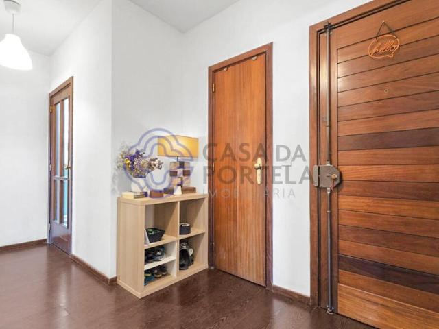 Apartamento T3 com terraço e lugar de garagem em Águas Santas