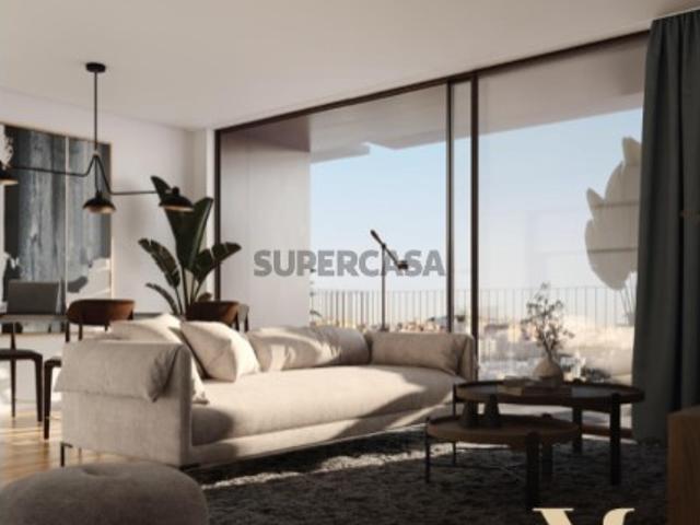 Apartamento T3 com Terraço em Vila Nova de Gaia
