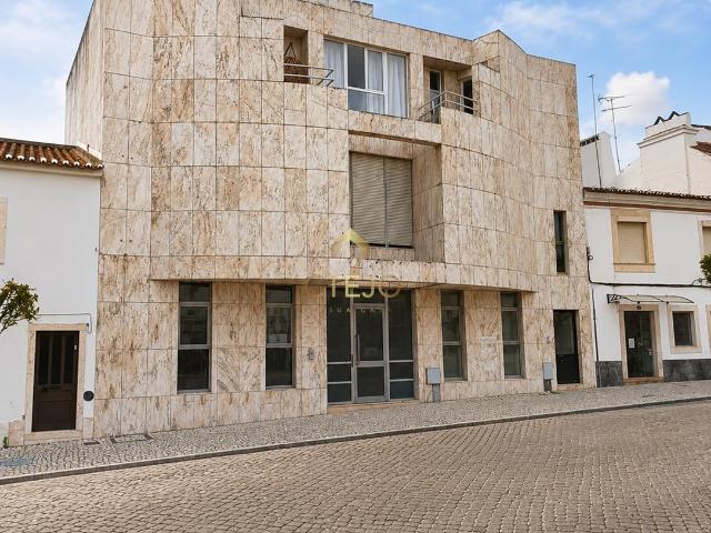 Apartamento T3 com terraço em Borba