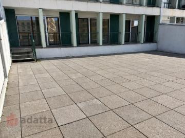 Apartamento T3 com Terraço Exclusivo de 150 m² Onde a Cidade Encontra o Espaço