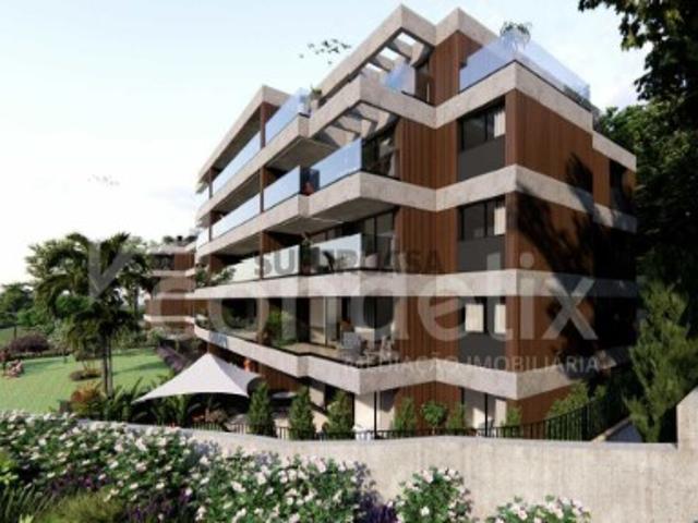 Apartamento T3 com terraço Machico