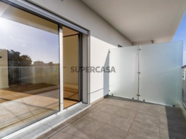 Apartamento T3 com Terraço na cobertura