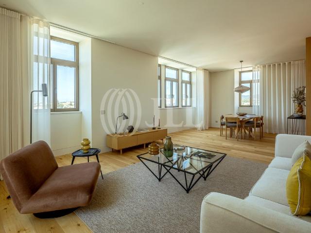 Apartamento T3 com terraço no Monte Estoril em Cascais 0m² Cascais e Estoril