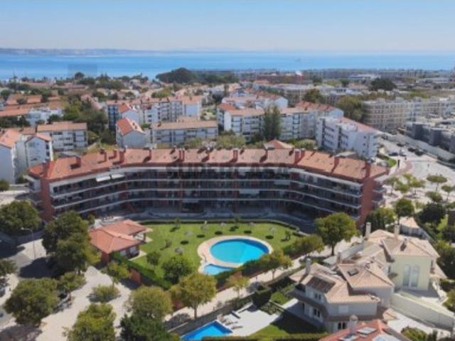 Apartamento T3 com Terraço Privativo de 68 m² no Prestigiado Condomínio da Torre, Oeiras