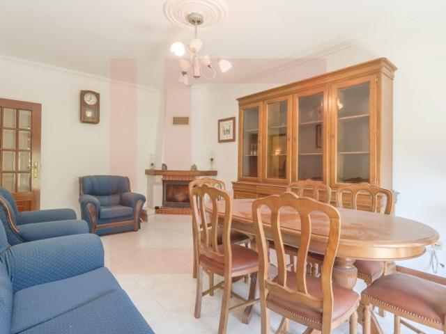 Apartamento T3 com terreno com 1.558 m² na Lousã