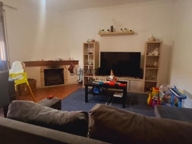 Apartamento T3 com varanda