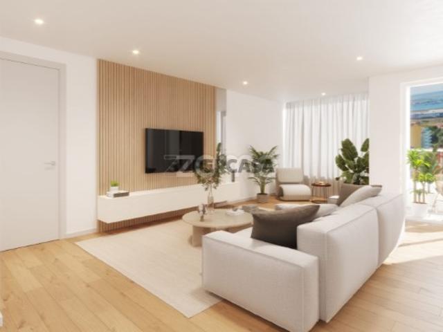 Apartamento T3 com Varanda | Vista Rio | Estacionamento Alverca
