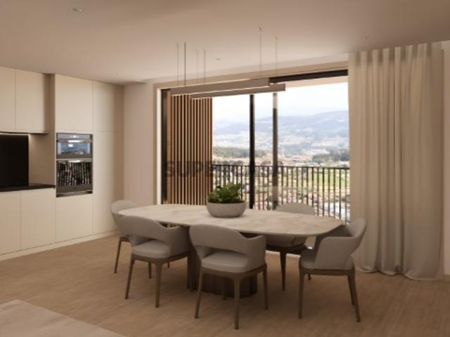 Apartamento T3 com varanda de 25m2