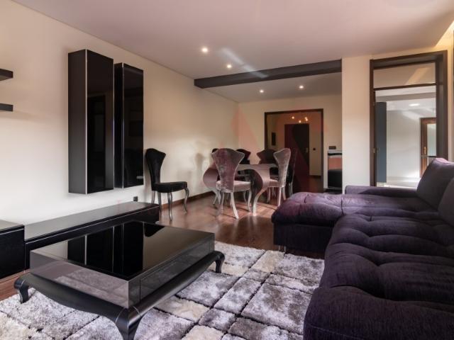 Apartamento T3 com Varanda de 30 m², Garagem Box e Recheio Incluído | Vila das Aves