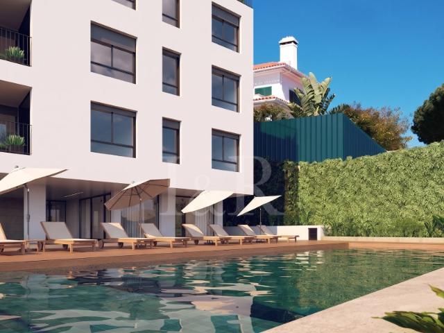 Apartamento T3 com varanda e estacionamento em Caxias