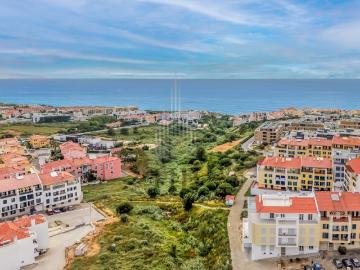 Apartamento T3 com varanda e vista Mar