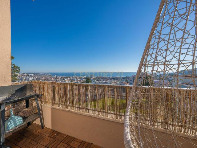 Apartamento T3 com Varanda e vista Panorâmica para o Rio Sado