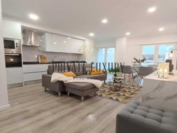 Apartamento T3 com varanda em Benfica 83m² Benfica