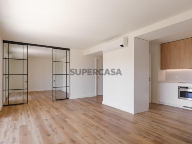Apartamento T3 com varanda, Luma, Lumiar, Lisboa
