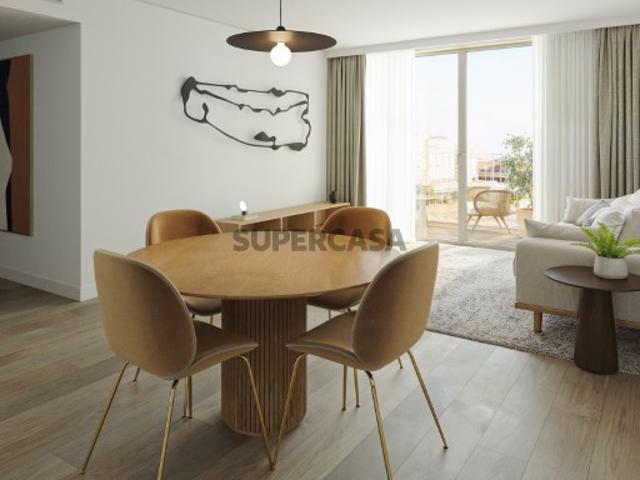 Apartamento T3 com varanda no novo empreendimento no campo Grande