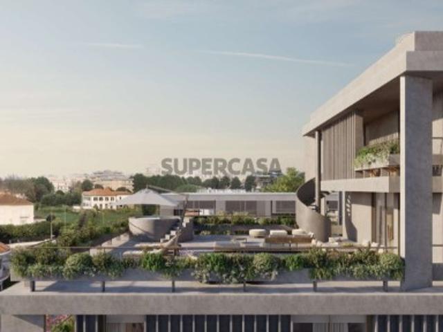 Apartamento T3 com Varanda no Porto