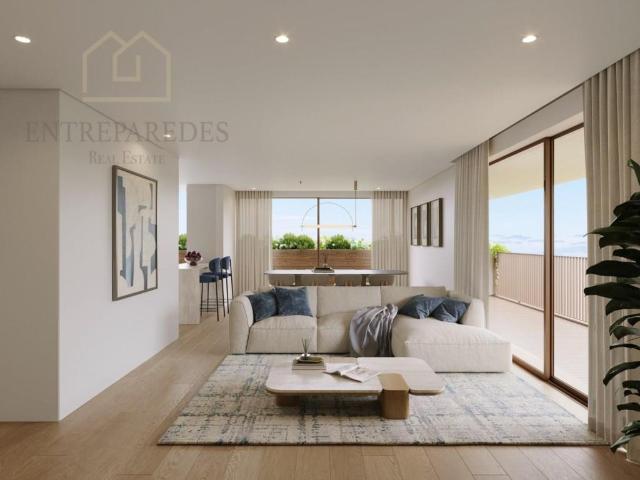 Apartamento T3 com Varanda Próximo ao Mar para comprar e. 130m² São Félix Da Marinha