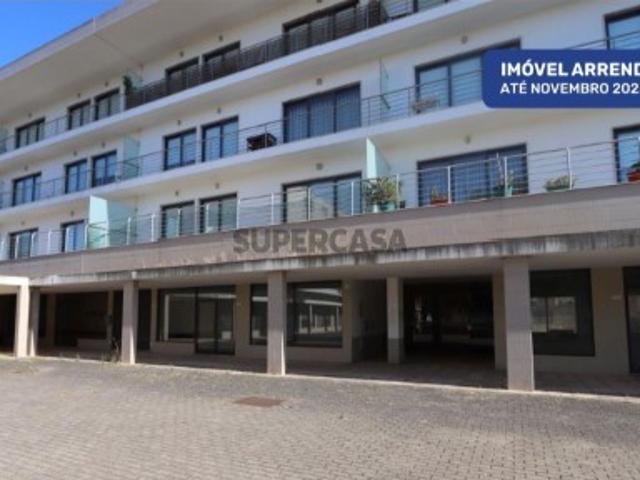 Apartamento T3 com Varandas, Garagem e Parqueamento, no Pinhal Novo, Vila Serena