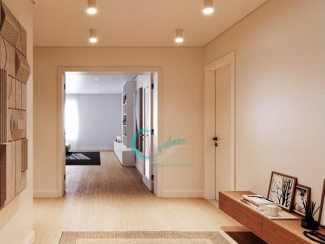 Apartamento T3 com varandas e parqueamento na Ameixoeira, Lisboa