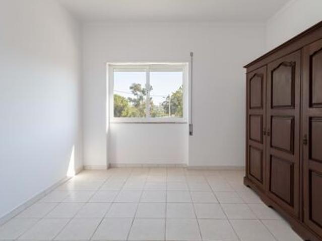 Apartamento T3 com Varandas em Palhais