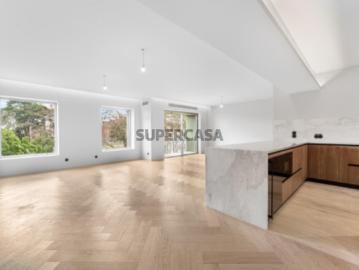 Apartamento T3 com vista, Amoreiras, Lisboa