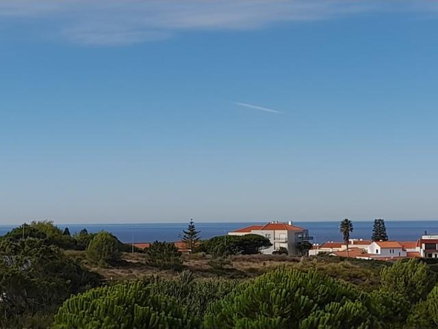 Apartamento T3 com Vista de Mar, Ginásio e Box na Garagem
