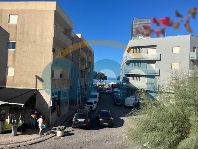 Apartamento T3 com Vista Mar na Rua dos Sargaceiros