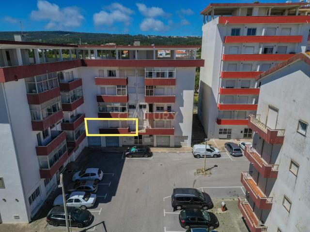 Apartamento T3 com Vista Mar, Garagem de Grande Potencial e Terraço Comum na Sr.ª da Encarnação