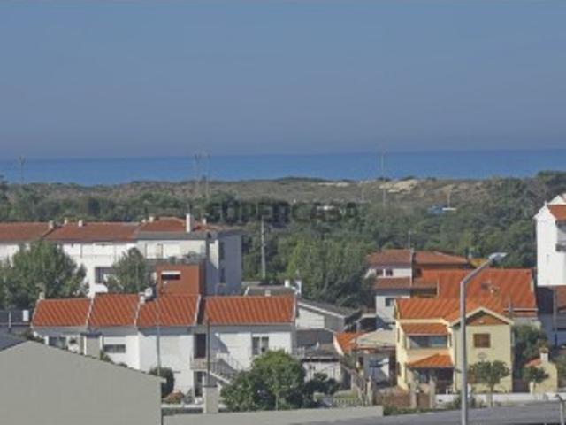 Apartamento T3 com Vista Mar, Garagem e Sótão Vila Praia de Âncora