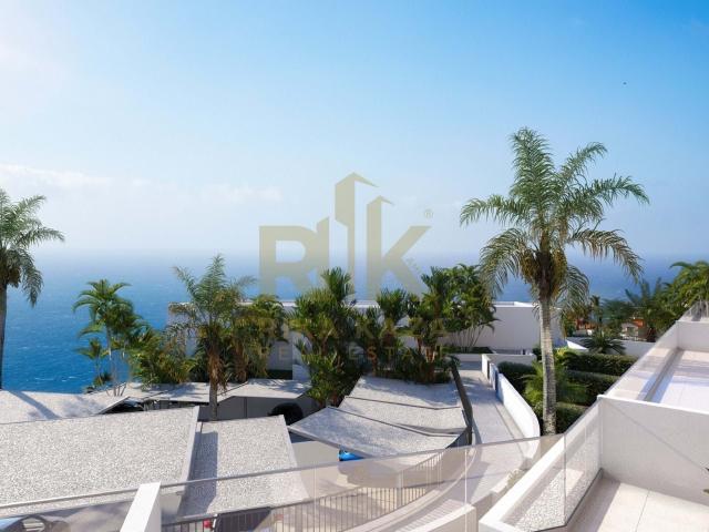 Apartamento T3 com vista mar