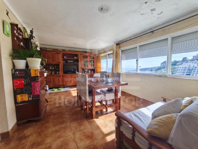 Apartamento T3 com vista mar