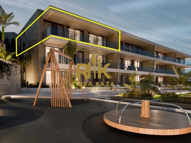 Apartamento T3 com vista sobre a cidade do Funchal