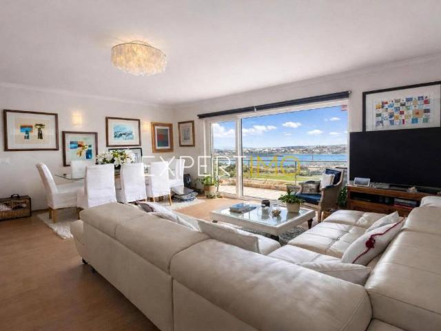 Apartamento T3 com Vista Panorâmica de Rio e Mar