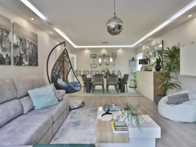 Apartamento T3 com Vista para a Serra de Sintra Excelentes acabamentos EXCLUSIVO WL Sintra
