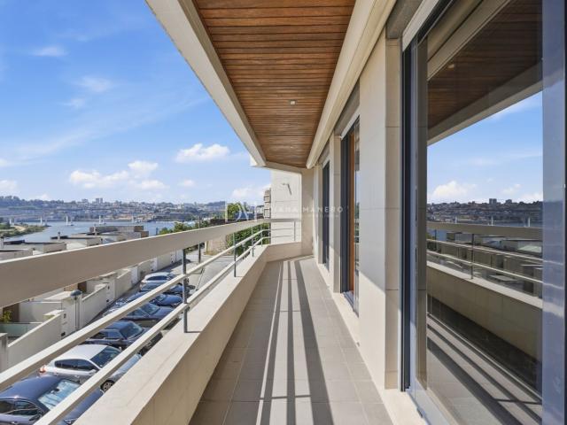 Apartamento T3 com Vista para o Douro | Valbom, Ribeira de Abade