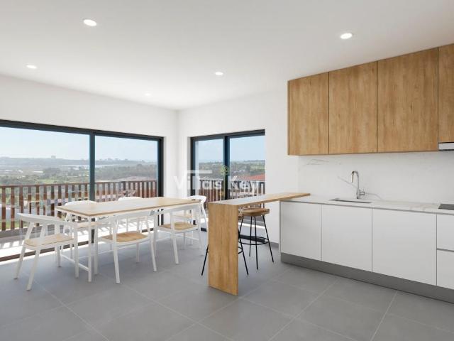 Apartamento T3 com vista Ria do Alvor e estacionamento. 118m² Mexilhoeira Grande