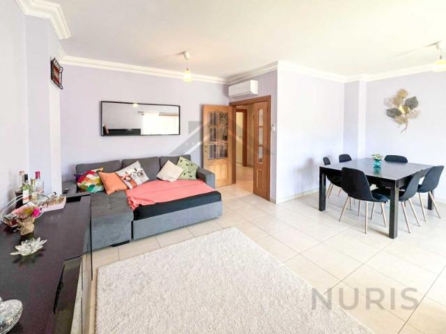 Apartamento T3 com Vista Rio para venda na Bela Vista Lagoa