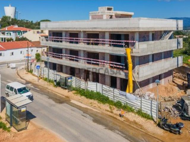 Apartamento T3 com vistas maravilhosas na Mexilhoeira grande