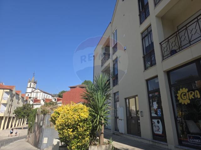 Apartamento T3 completamente remodelado, no centro de Arcos de Valdevez