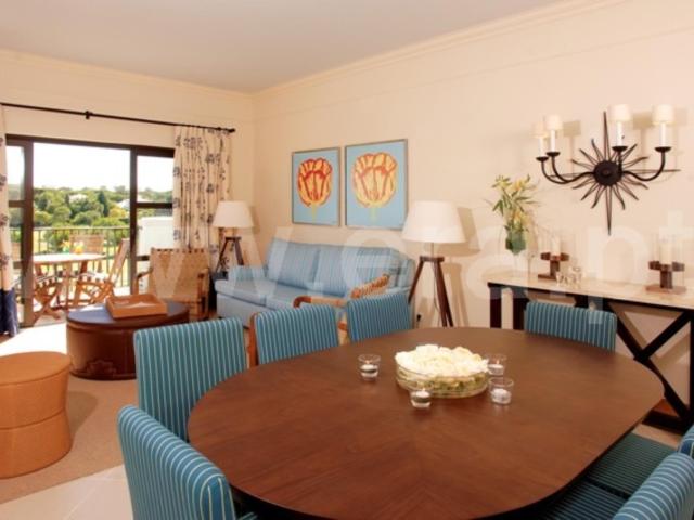 Apartamento T3 Condomínio de Luxo, Albufeira 135m² Albufeira e olhos de água