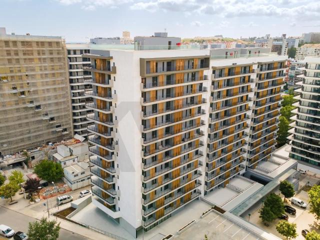 Apartamento T3 | Condomínio ZUME | Miraflores, Algés para arrendamento