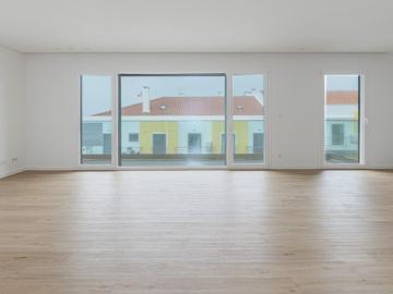 Apartamento T3 | Construção Nova | 3 Suítes | Próximo da Ericeira