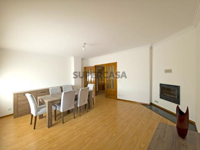 Apartamento T3 c/lugar garagem e arrumos, Sobreiros, Viana do Castelo