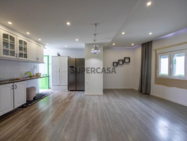 Apartamento T3 C/Terraço Bombarral