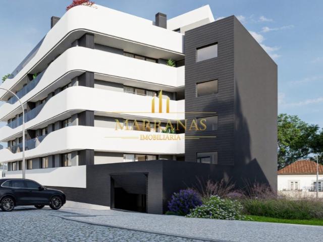 Apartamento T3 c/varanda