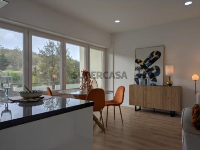 Apartamento T3 c/varanda próximo da Pastelaria Califa Benfica