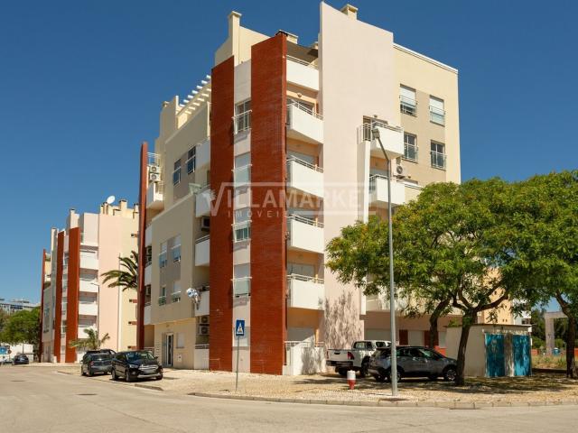 Apartamento T3 da banca com vista mar e estacionamento na ca. 177m² Loulé São Clemente